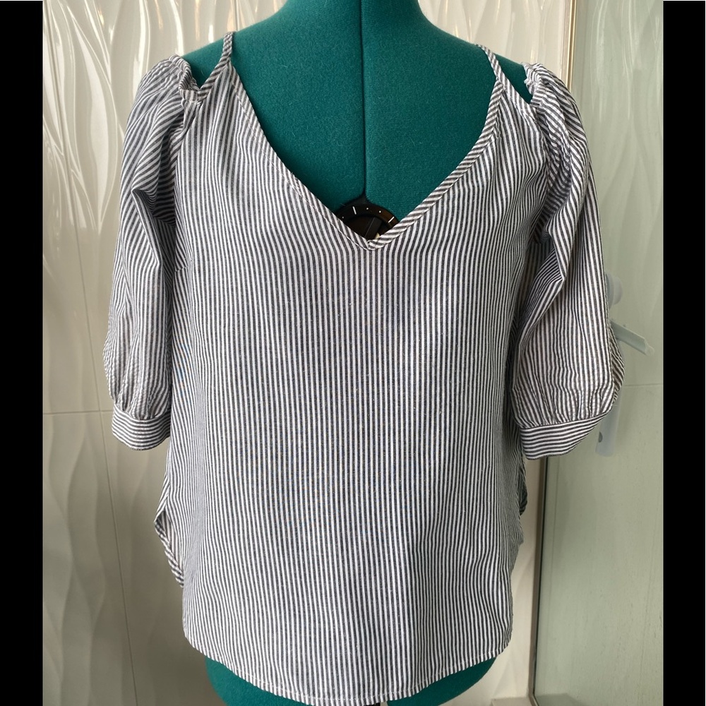 White / light grey ticking stripe cold shoulder top.
